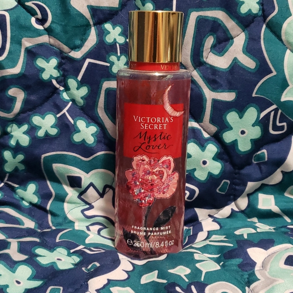 Victoria's Secret Mystic Lover mist